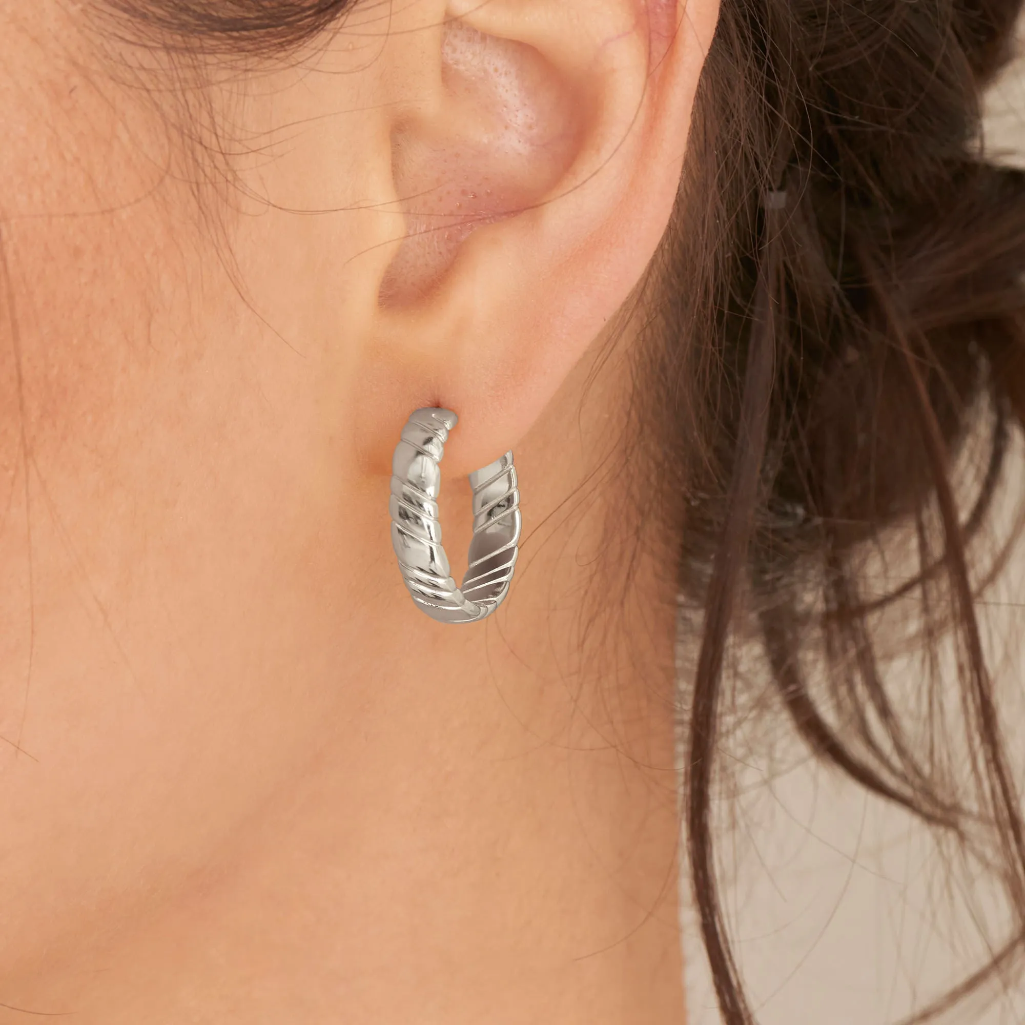 Ania Haie Silver Smooth Twist Hoop Stud Earrings