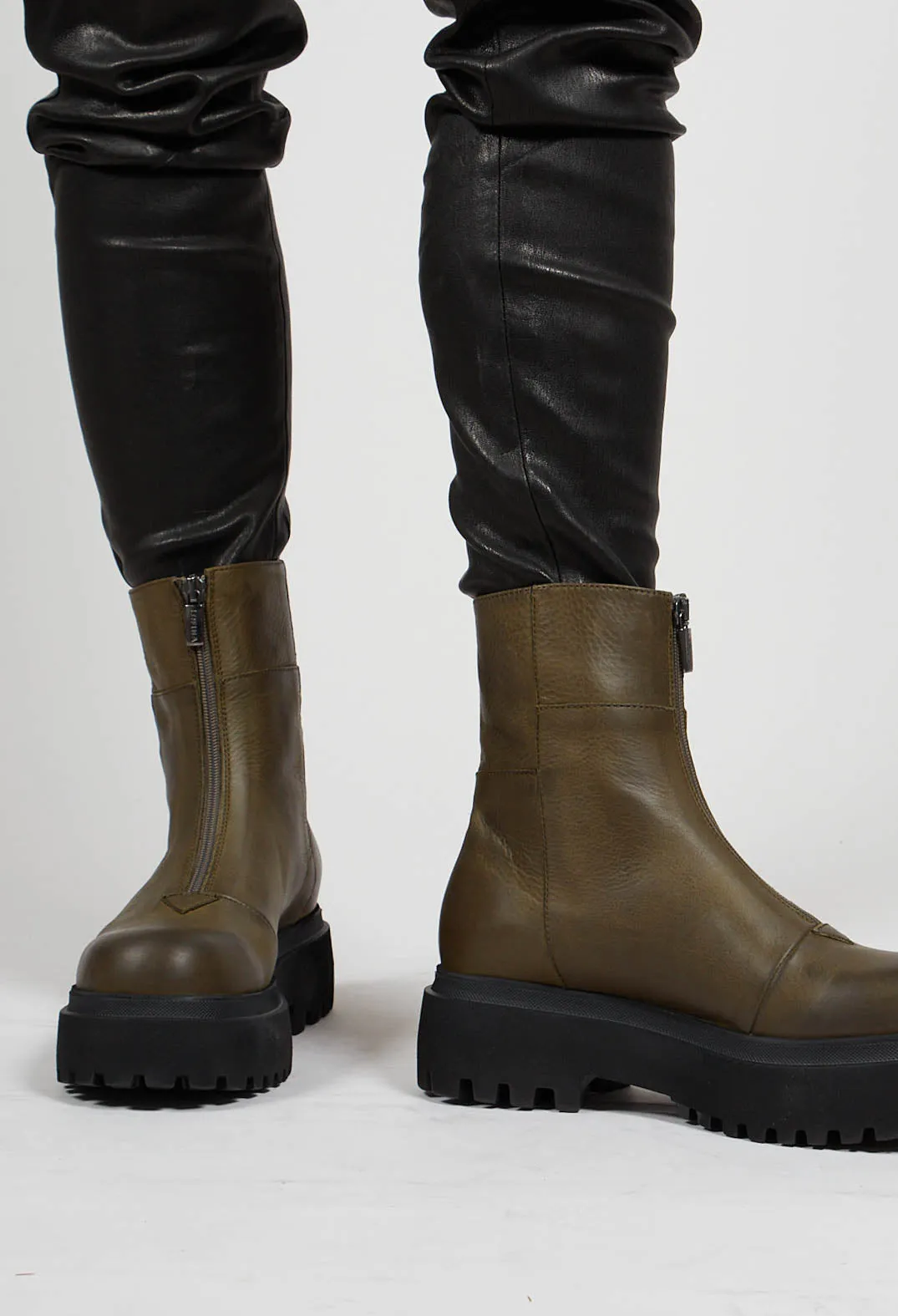 Ankle Boots with Zip Front in Gasoline Carciofo