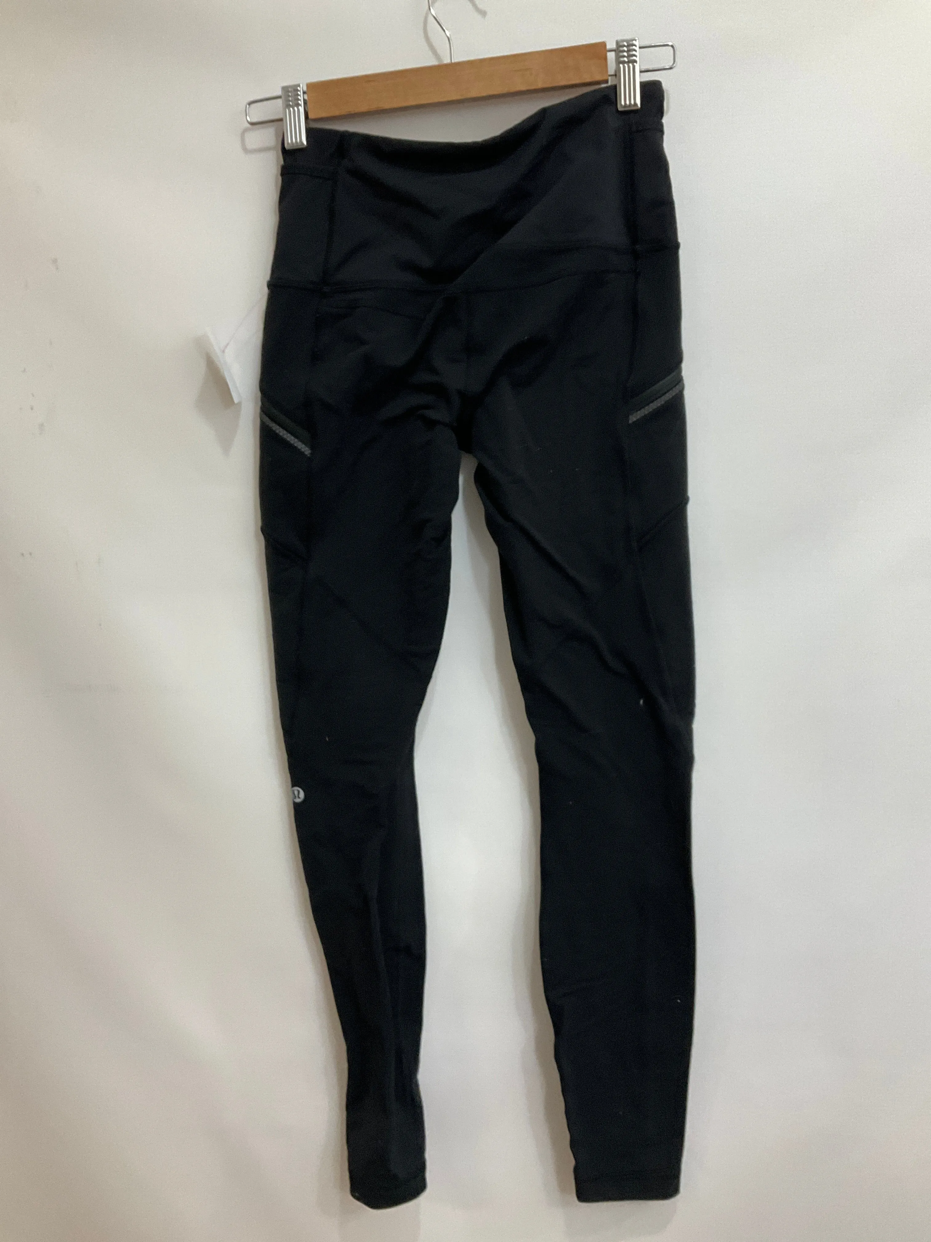 Athletic Leggings By Lululemon  Size: 4