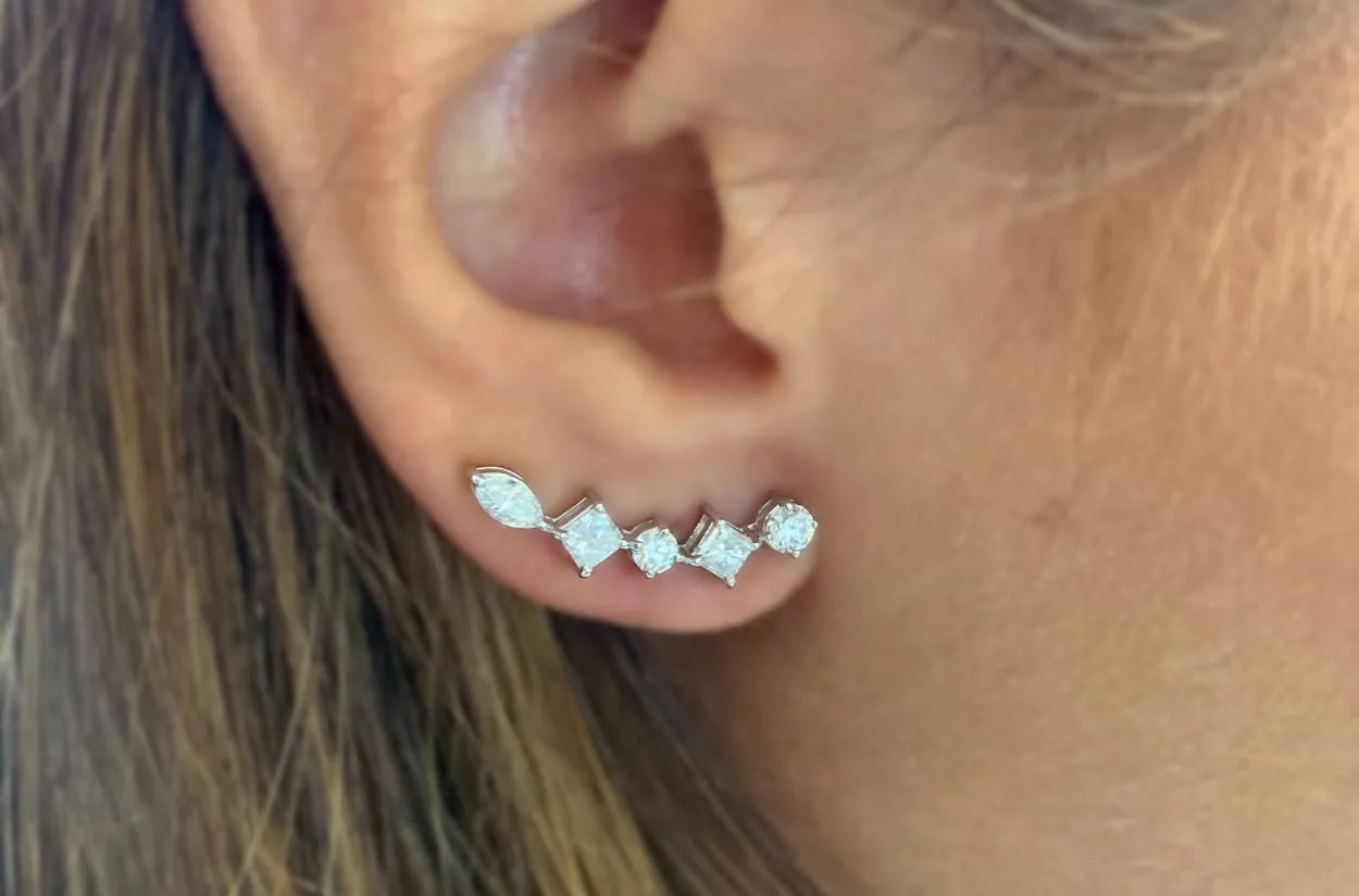 Earrings 18kt White Gold Climber with Diamonds