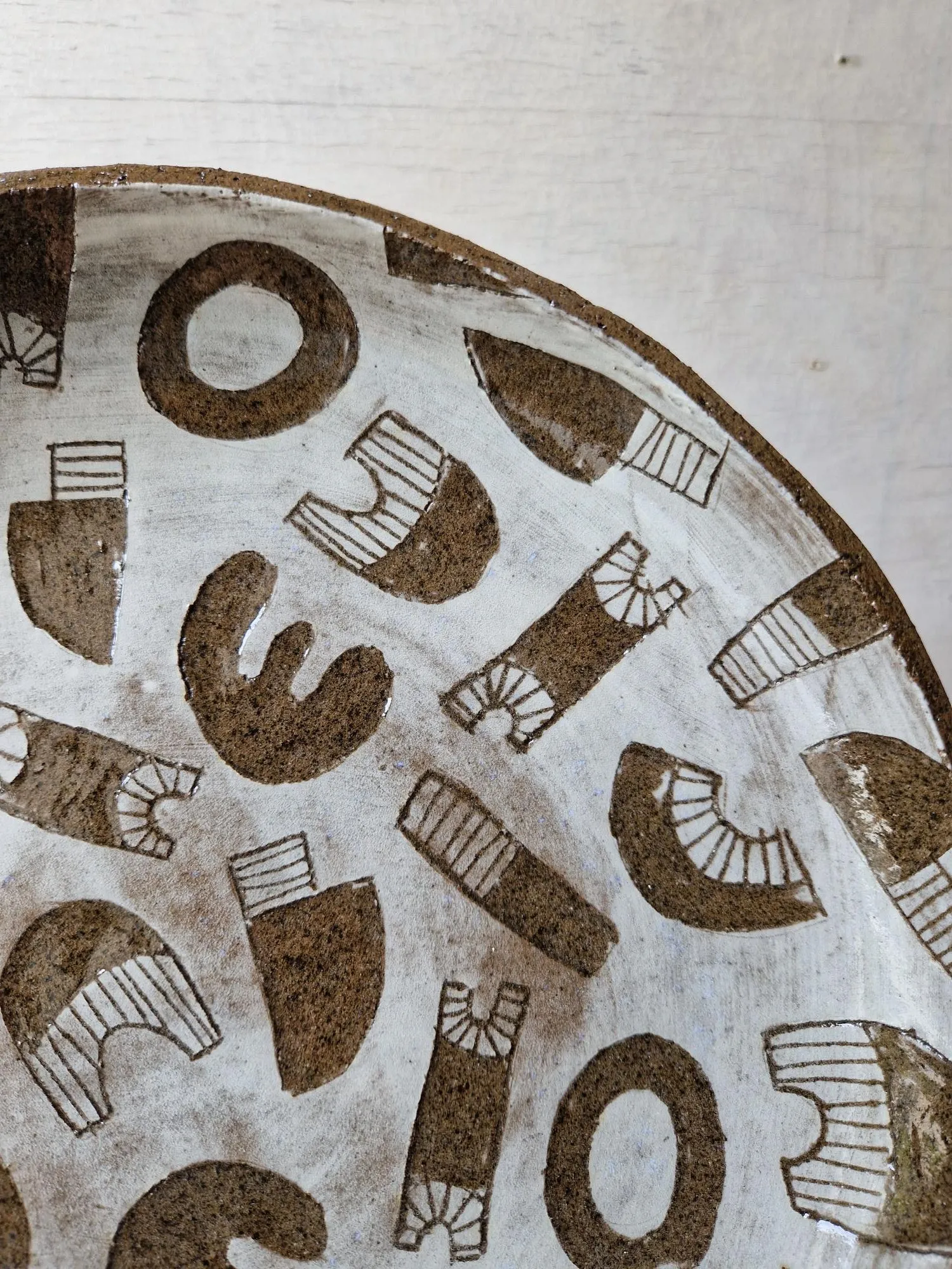 Geometric Patterns - large bowl dark brown No. 2