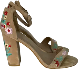 Koi Footwear Beige Floral Embroidered Block Heel UK 7 EU 40 👠