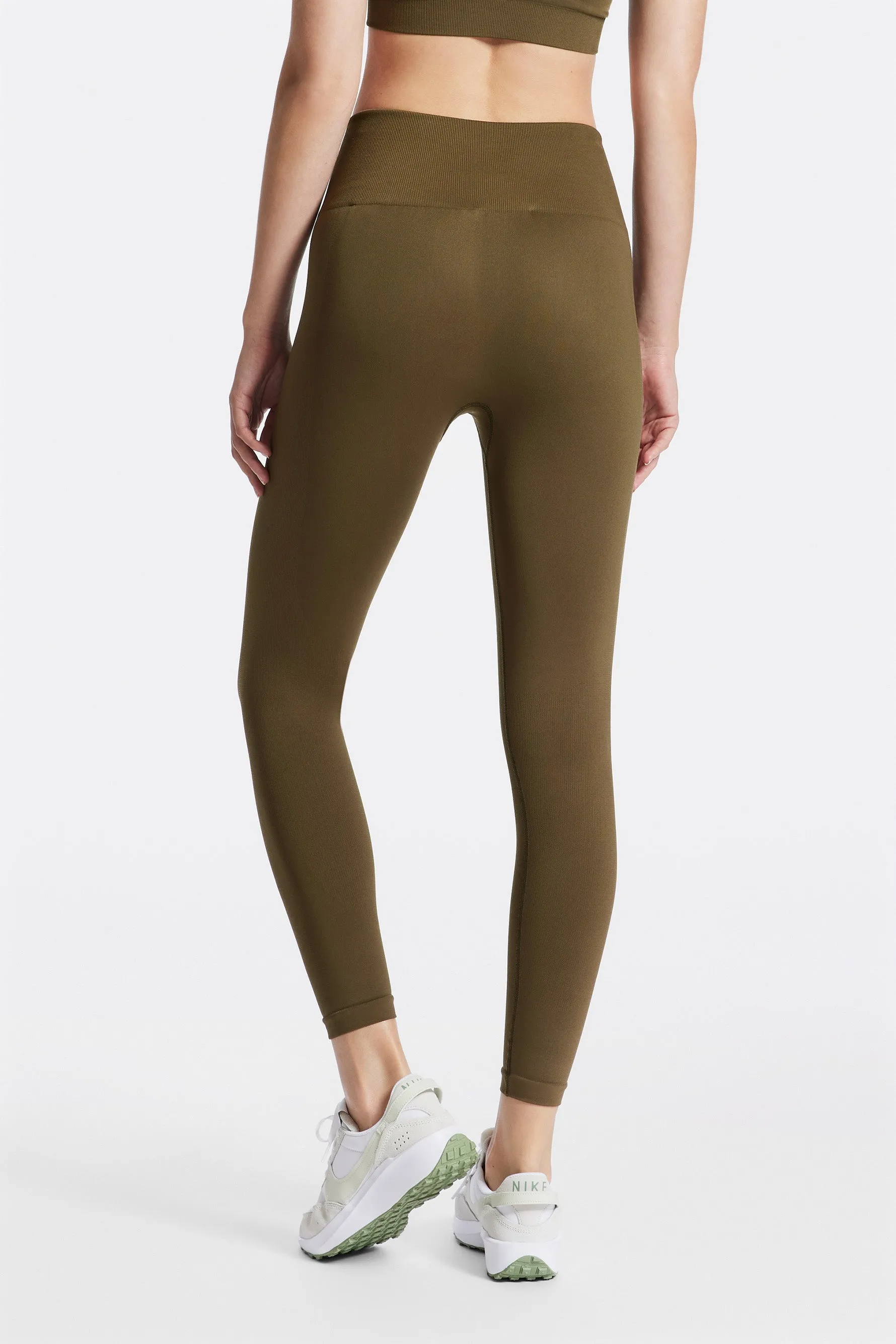 Motion Low Impact Leggings - Soil Brown