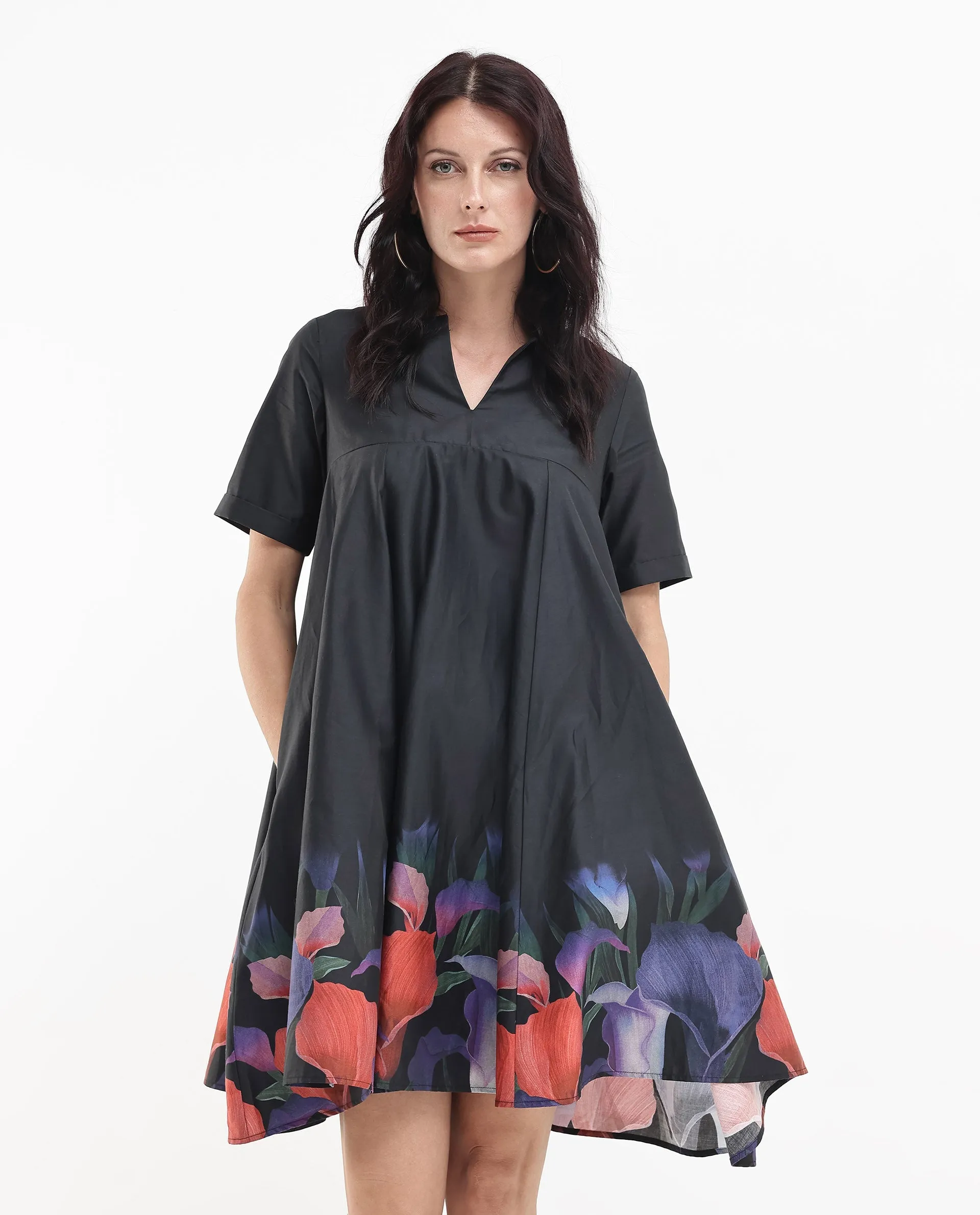 Rareism Women Zapon Black Cotton Short Sleeve Crew Neck Fit And Flare Floral Print Knee Length Dress