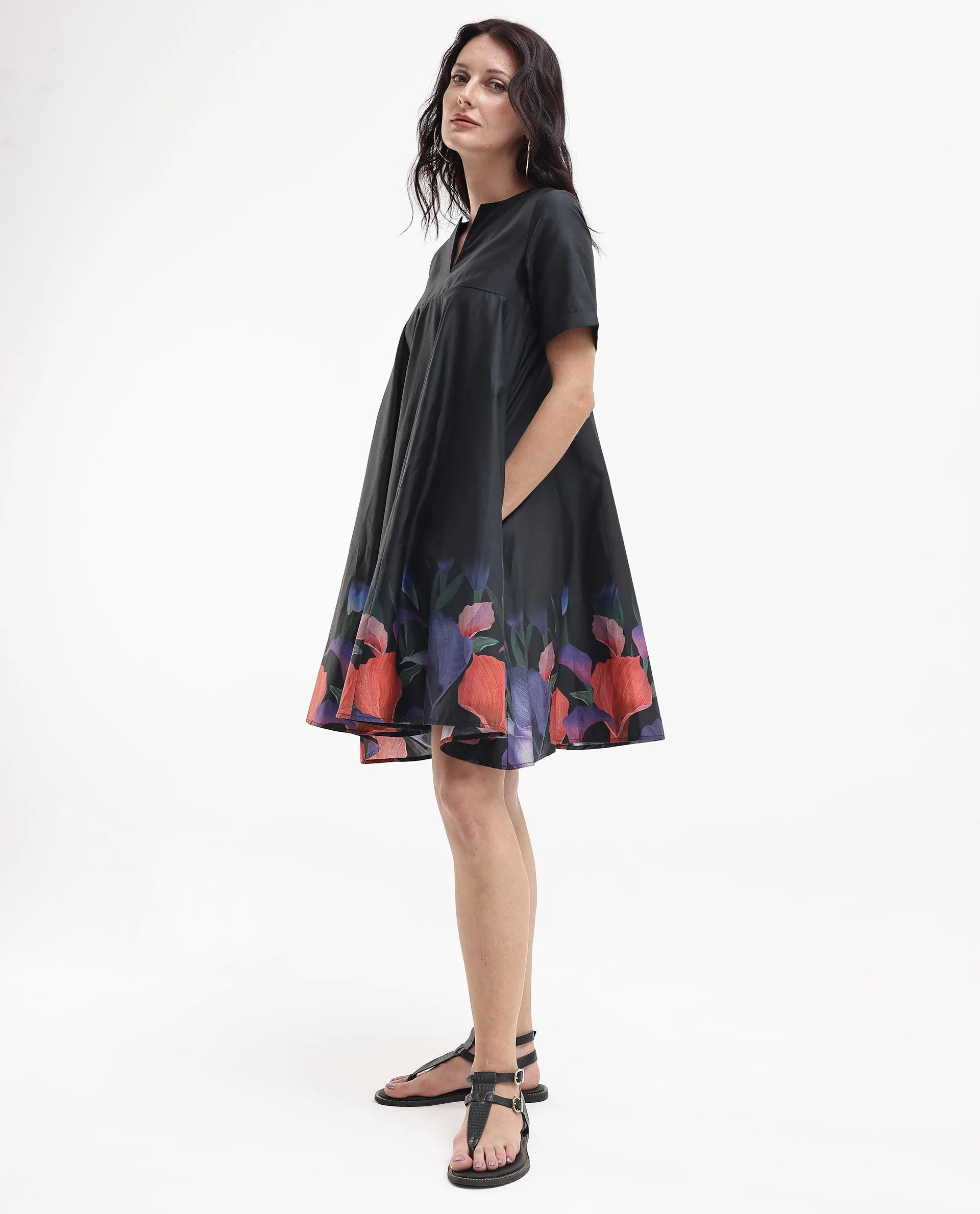 Rareism Women Zapon Black Cotton Short Sleeve Crew Neck Fit And Flare Floral Print Knee Length Dress