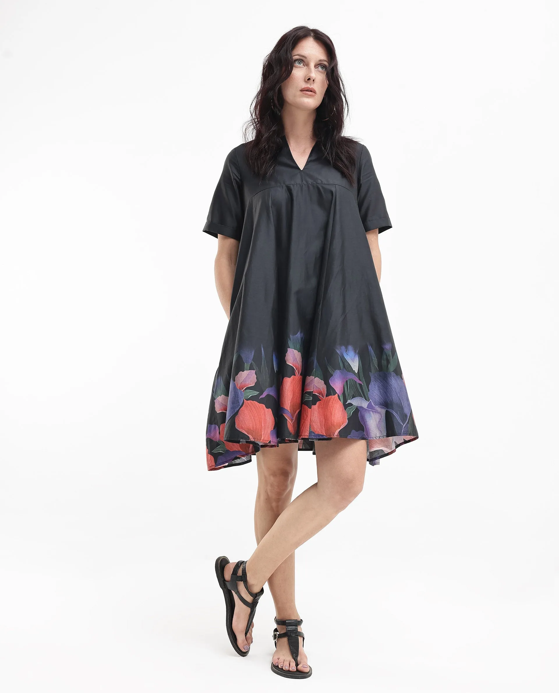 Rareism Women Zapon Black Cotton Short Sleeve Crew Neck Fit And Flare Floral Print Knee Length Dress